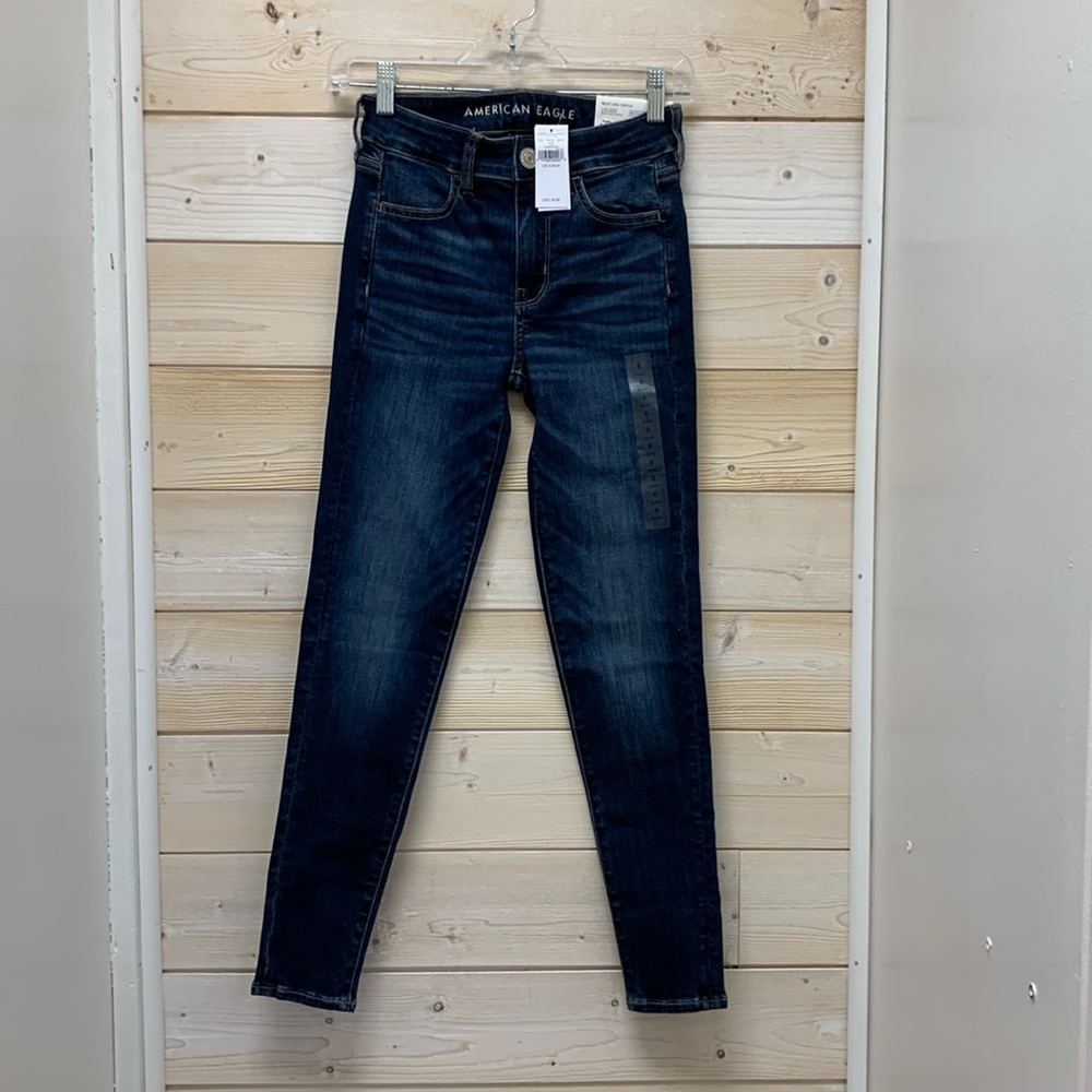 NWT American Eagle Hi-Rise Jegging Jeans